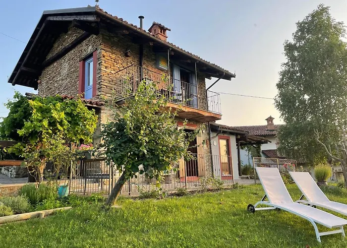Biancospino - Luxury And Private In Langhe Villa